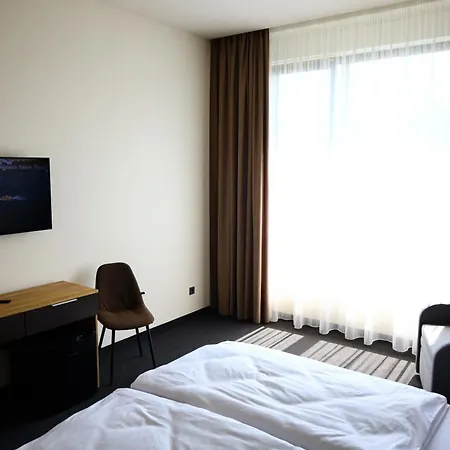 карпатія Hotel Mukačevo